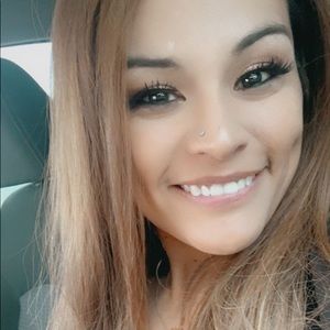 Meet your Posher, Lisha